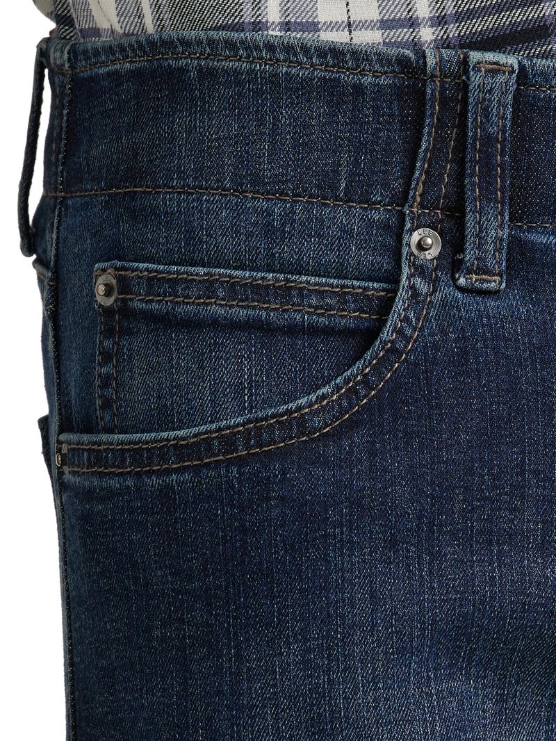 Lee Men's Extreme Motion Straight Taper Jean Jaxson 32W x 36L - Image 4